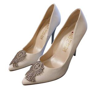 E! Live From The Red Carpet White Satin Rhinestone Heels Size 8B Bridal Wedding